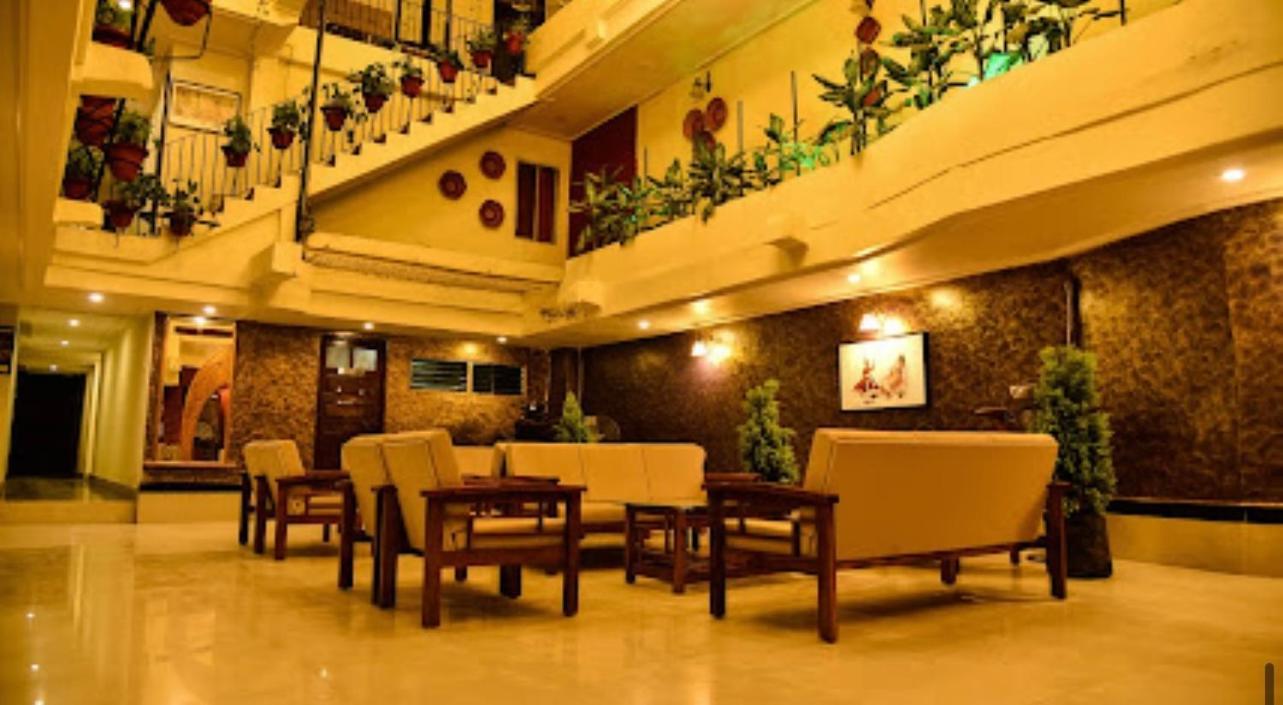 Hotel Devyog Sāgar Dış mekan fotoğraf